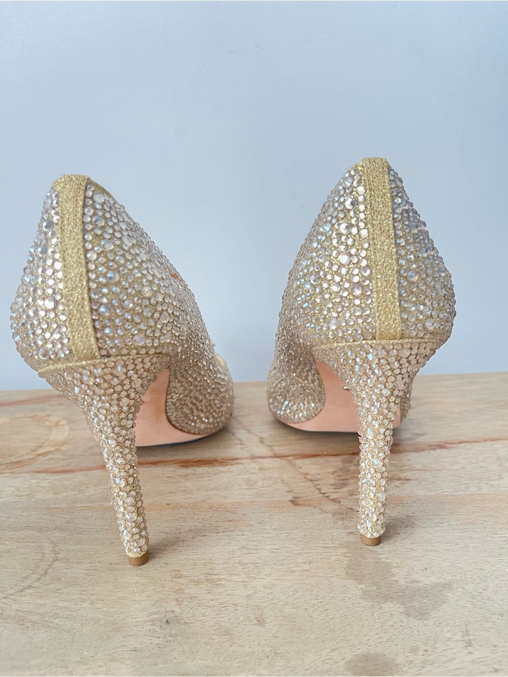 Badgley Mischka Elegant Crystal-Embellished Gold High Heel Pumps - Picture 4 of 7